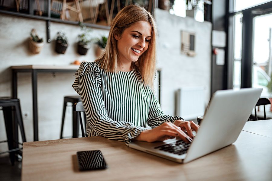 Woman-on-Laptop